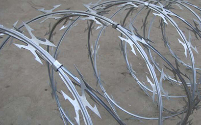 螺旋刀片刺網(蛇腹型) 螺旋刀片刺網(蛇腹型)