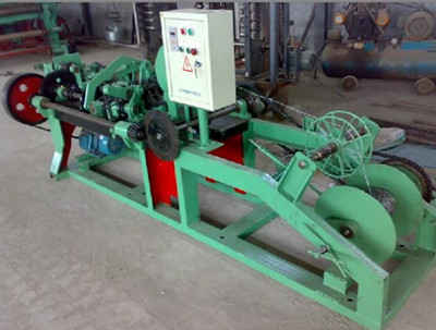 刺鋼絲機器.jpg 刺鋼絲機器.jpg
